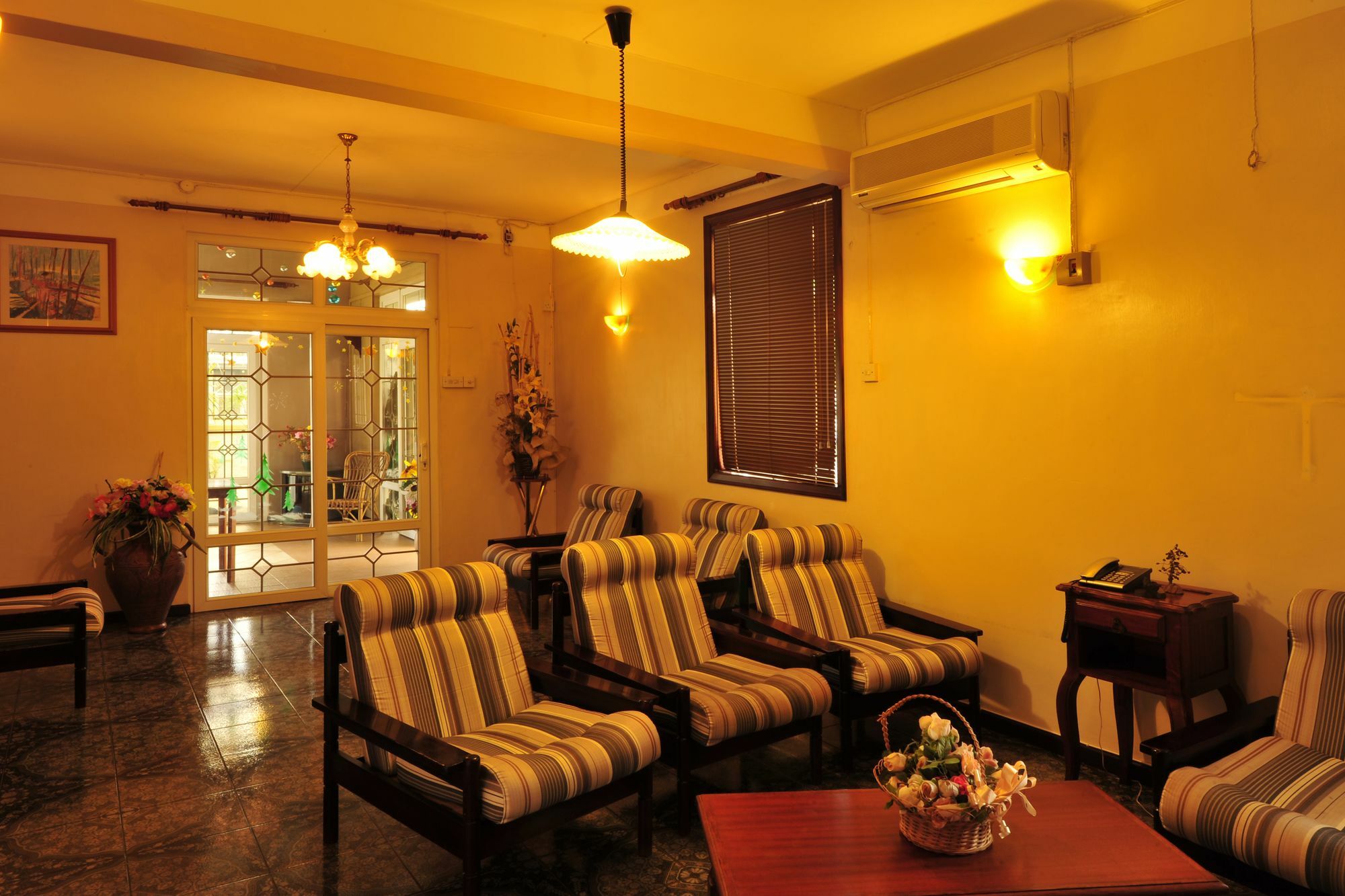 Rayan Tourist Villa Flic en Flac Экстерьер фото